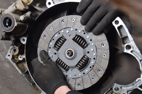 Signs of a Worn Out Clutch